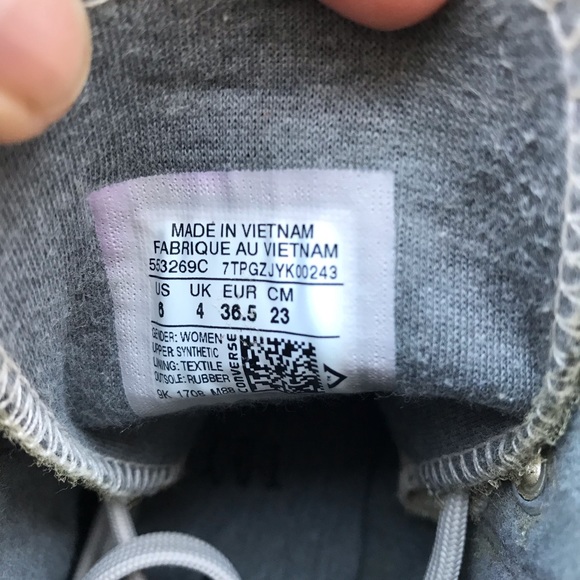 Converse - Picture 6 of 6